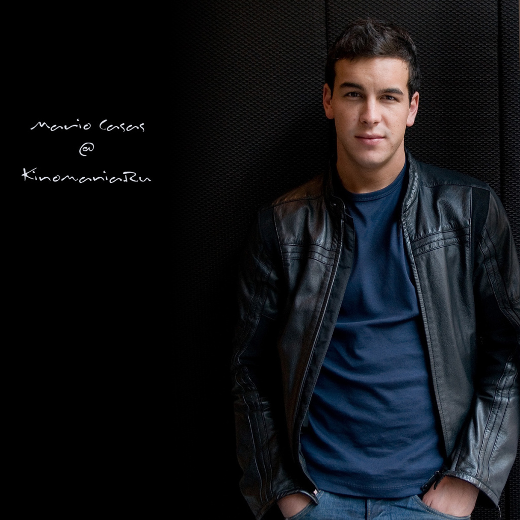 Популярный кино Актер Марио Касас