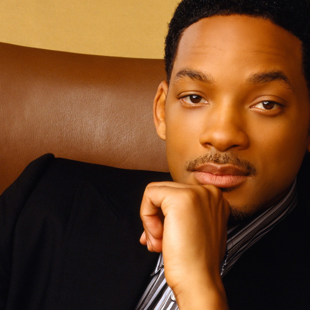 Уилл Смит на диване