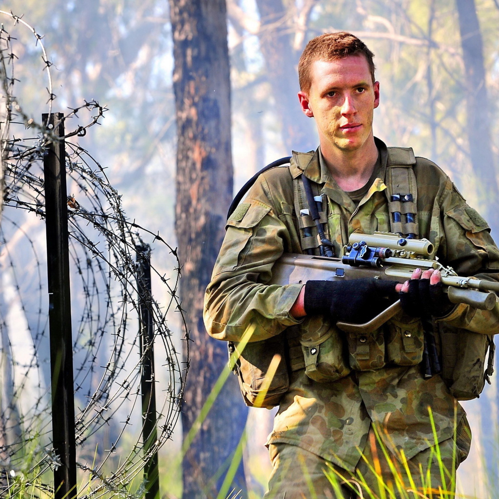 Солдат с винтовкой