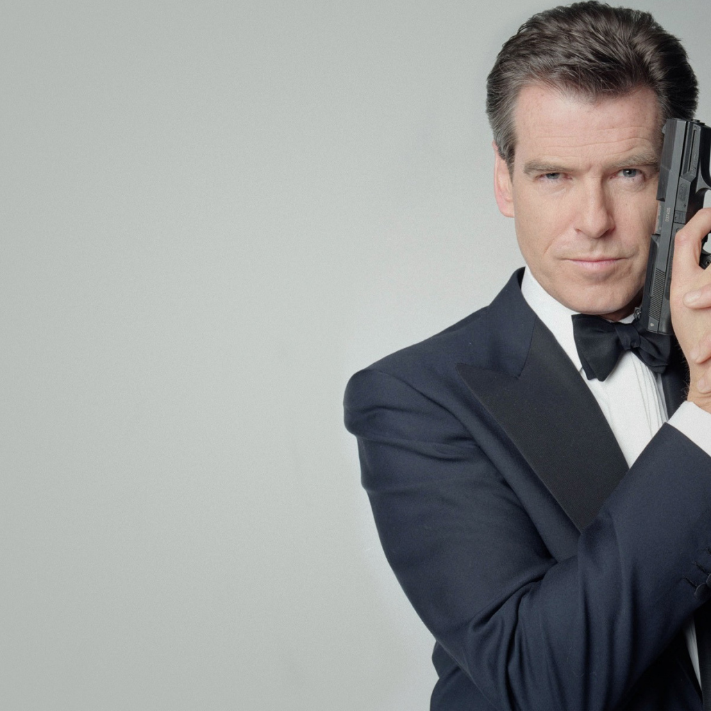 Пирс Броснан актер