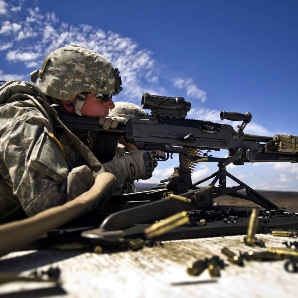 Стрельба из пулемета