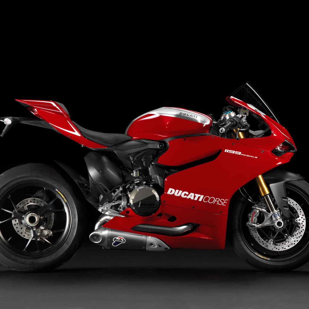 Красивый мотоцикл Ducati Superbike 1199 Panigale