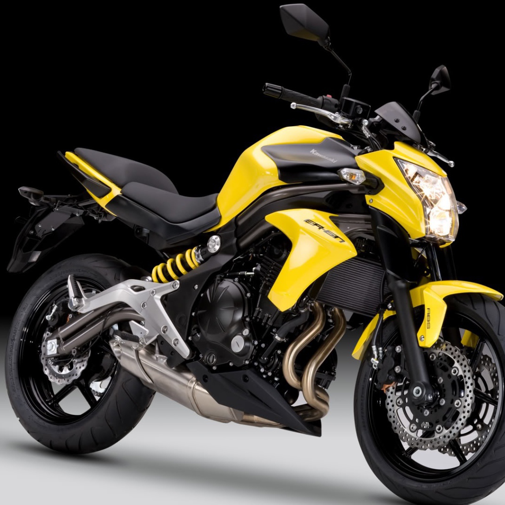 Красивый мотоцикл Kawasaki ER-6n