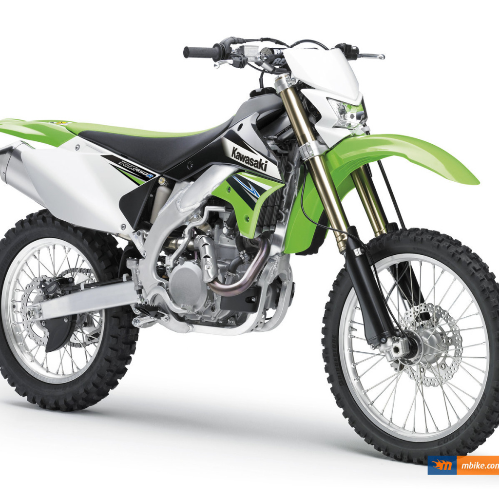 Красивый мотоцикл Kawasaki KLX 450 R