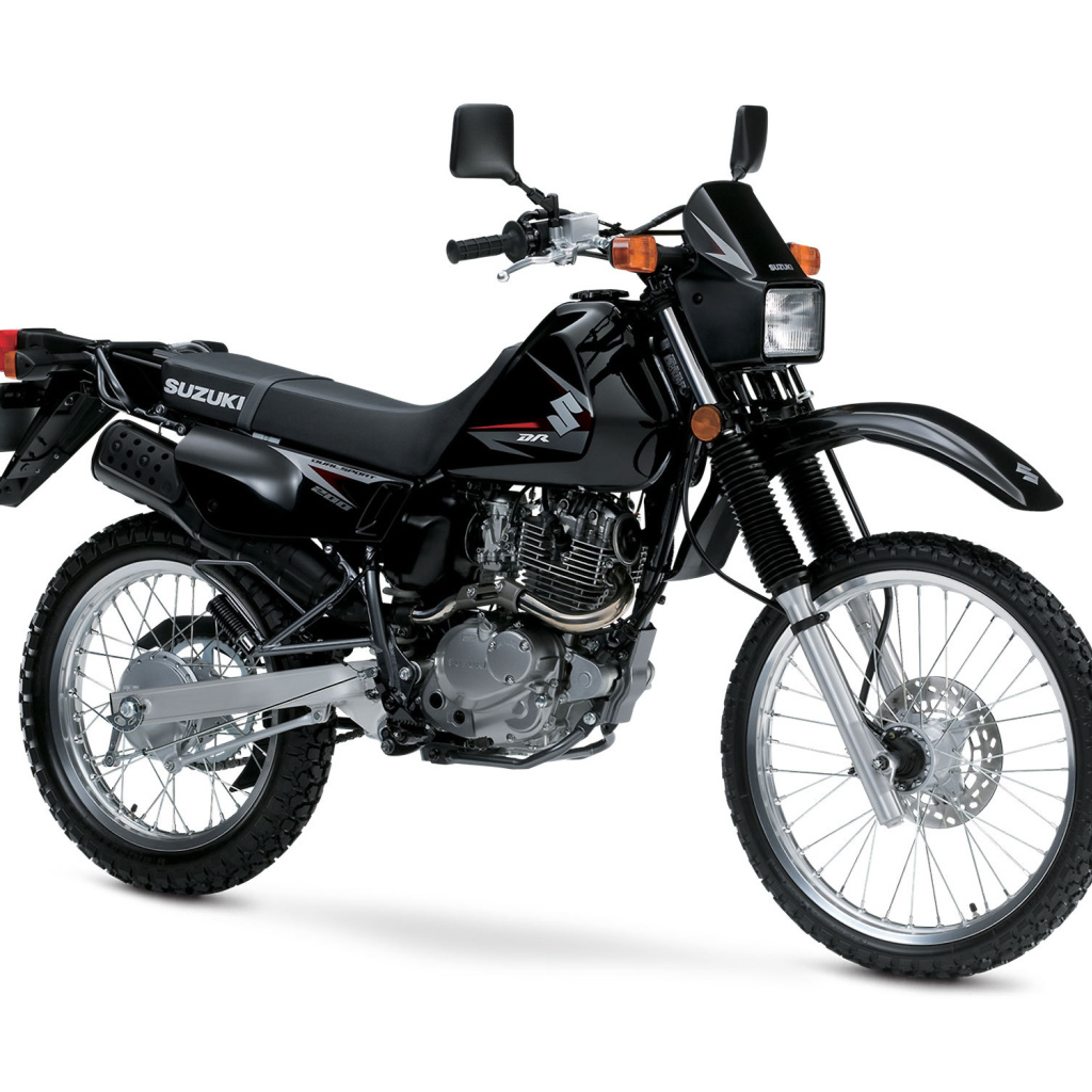Красивый мотоцикл Suzuki DR 200 SE