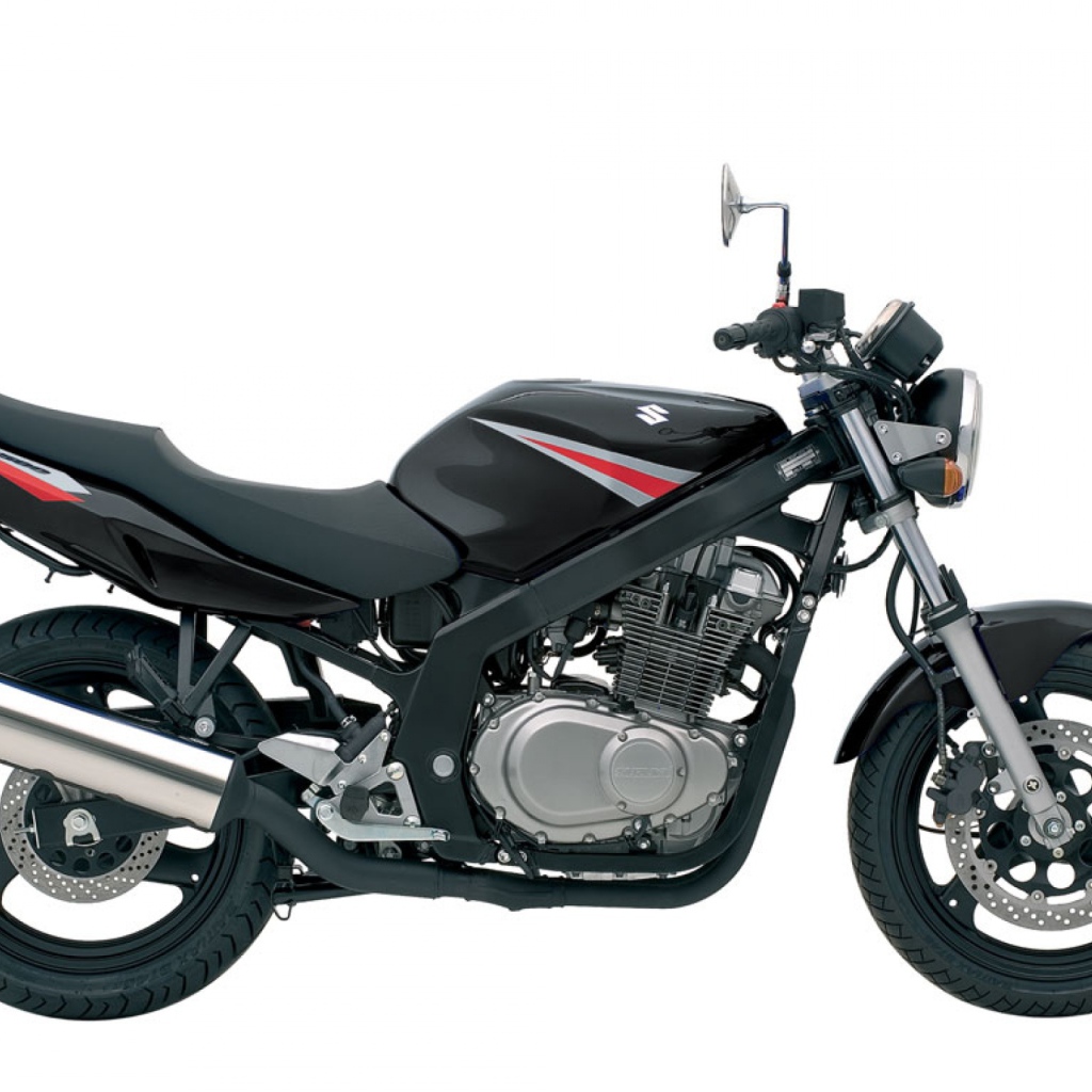 Красивый мотоцикл Suzuki  GS 500