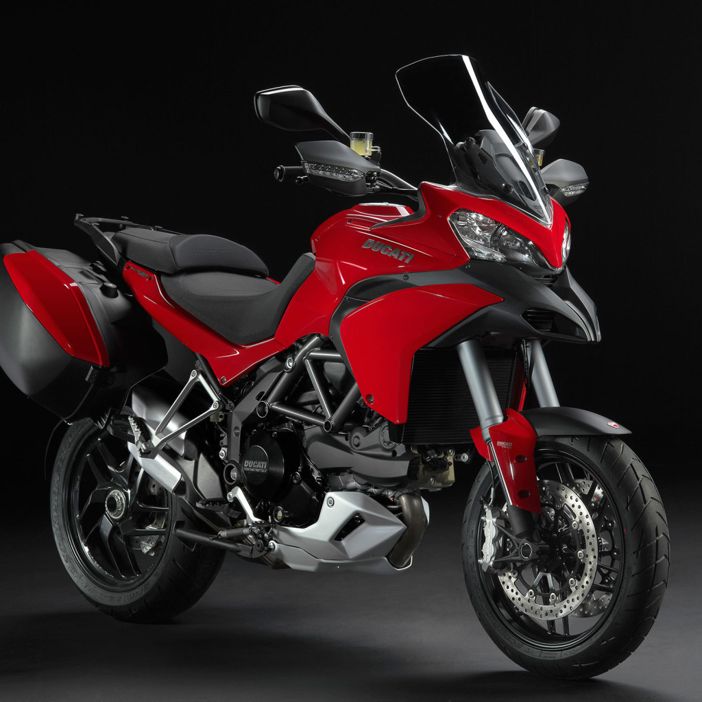 Красивый мотоцикл в москве Ducati Multistrada 1200 S Granturismo