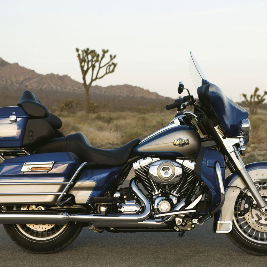 Красивый мотоцикл в москве Harley-Davidson Electra Glide Ultra Classic