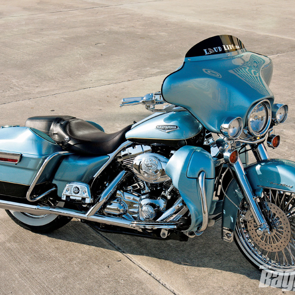 Красивый мотоцикл в москве Harley-Davidson Road King Anniversary Edition