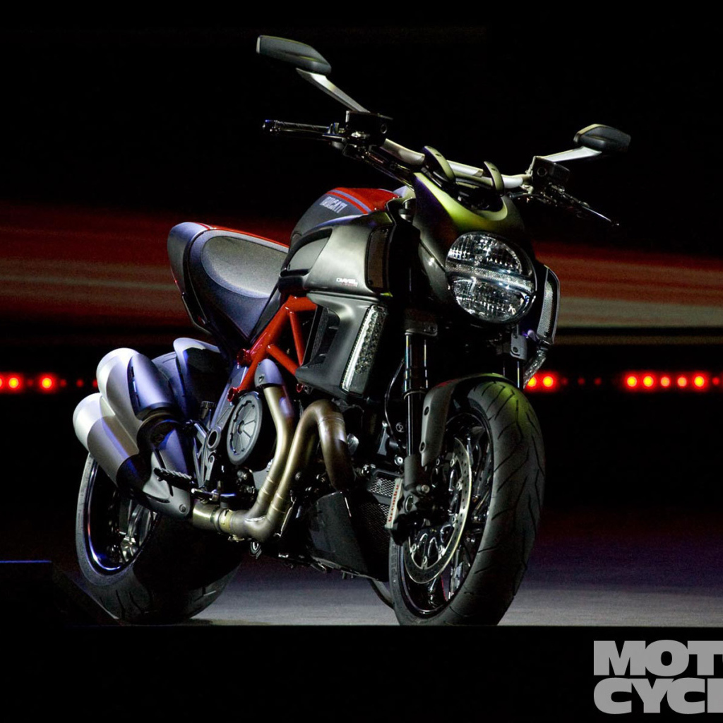 Мотоцикл модели Ducati Diavel