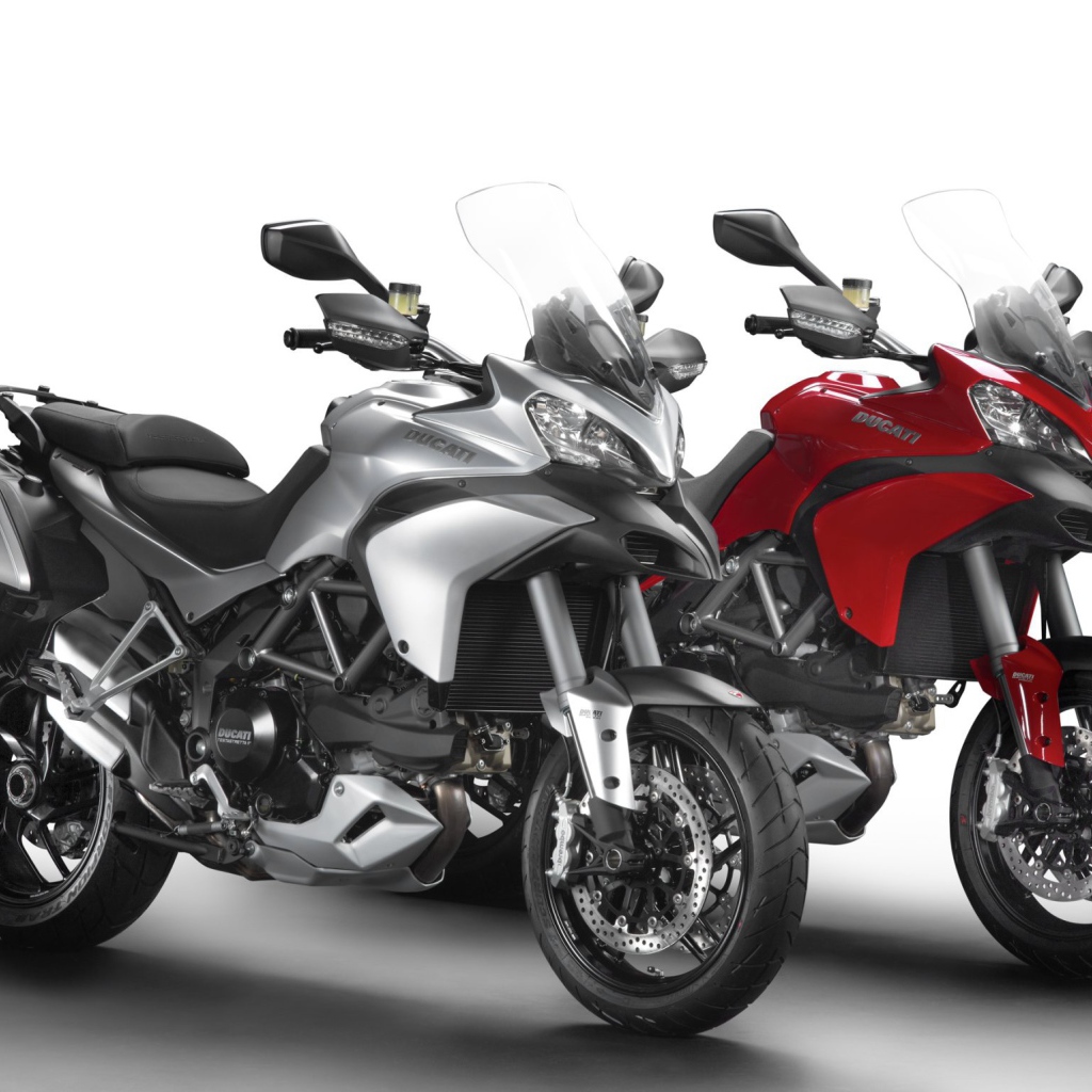 Мотоцикл модели Ducati Multistrada 1200 S Granturismo