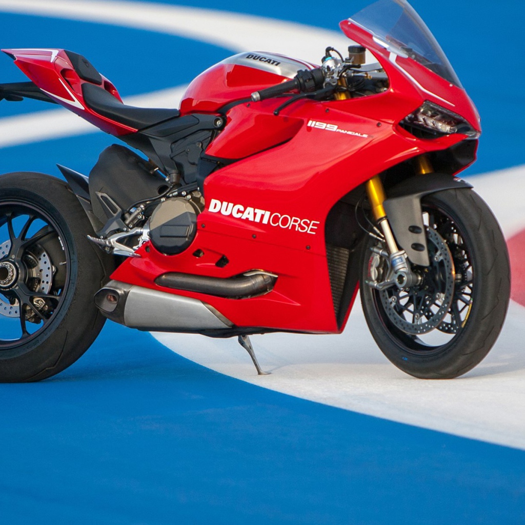 Мотоцикл модели Ducati Superbike 1199 Panigale