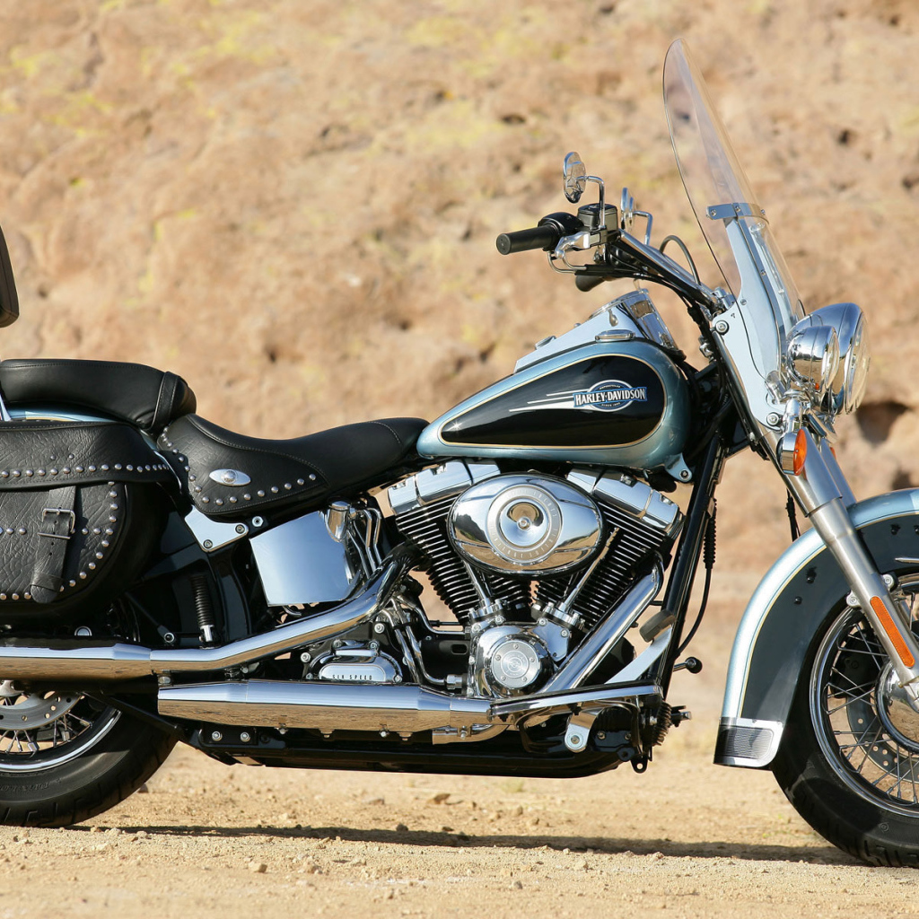 Быстрый мотоцикл Harley-Davidson Heritage Softail