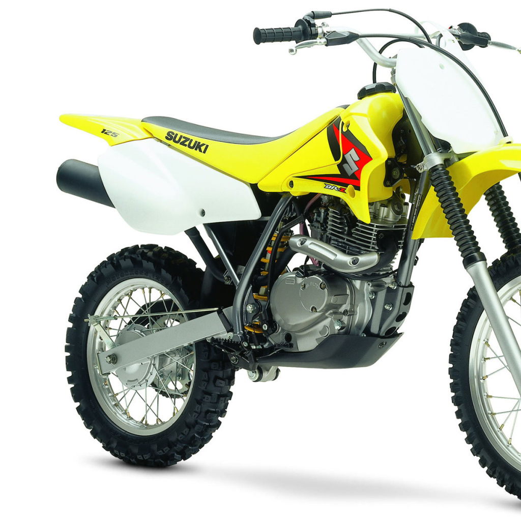 Быстрый мотоцикл Suzuki  DR-Z 125