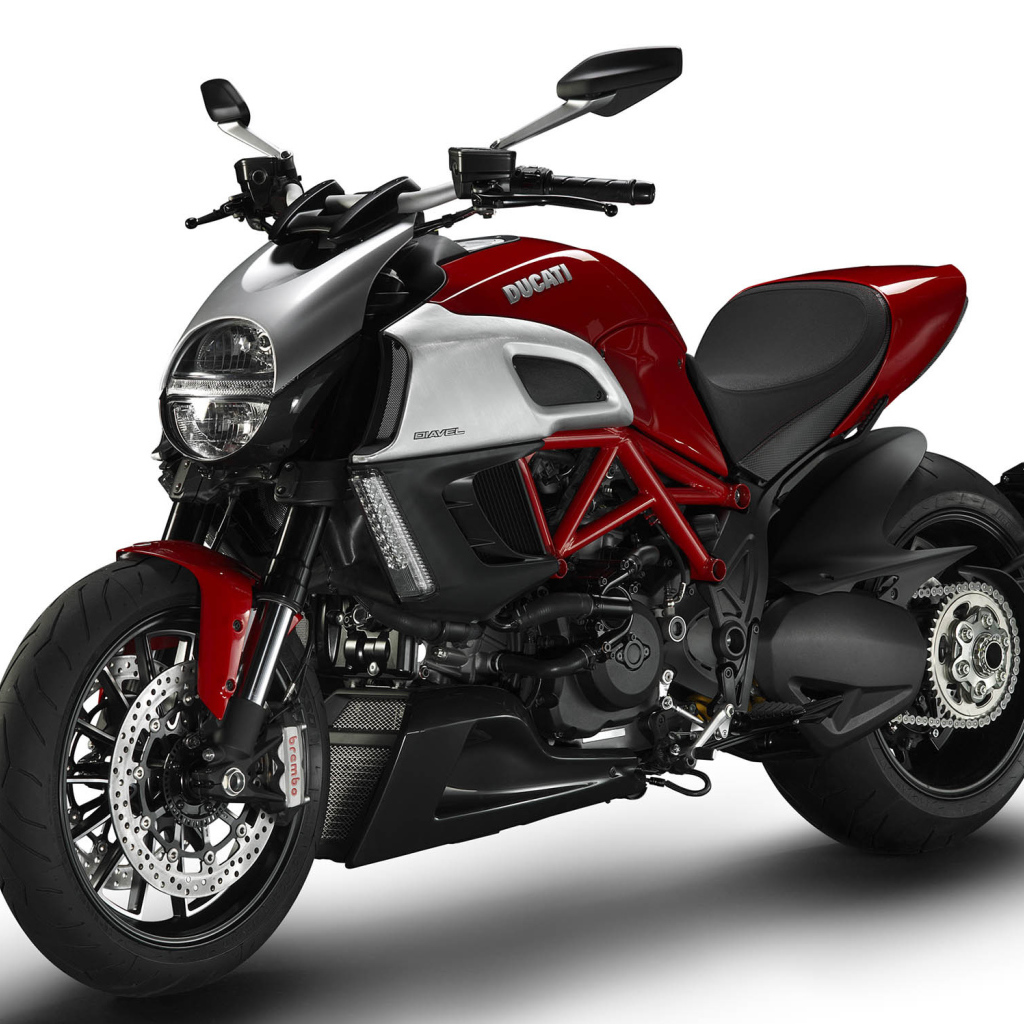Невероятный мотоцикл Ducati Diavel