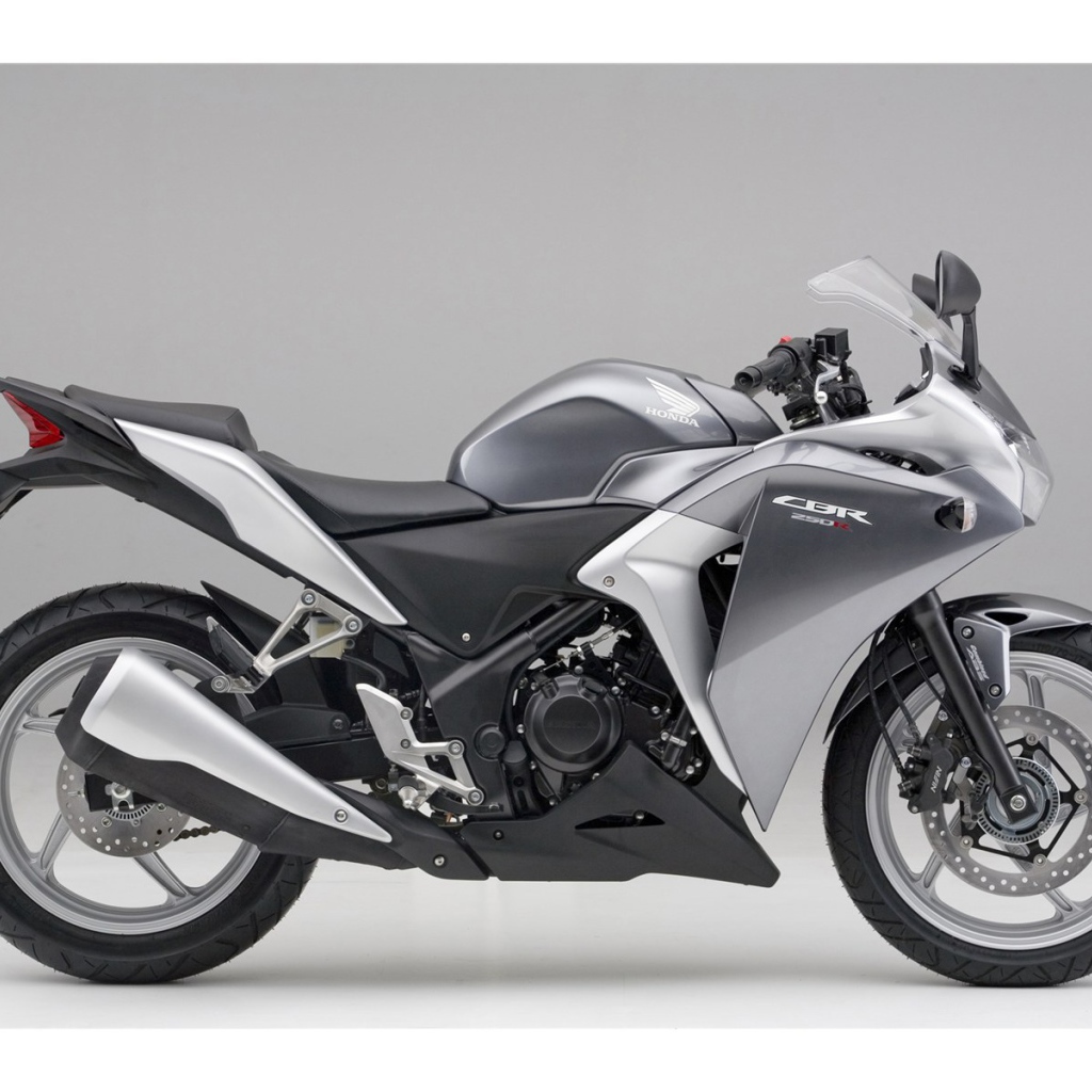 Невероятный мотоцикл Honda CBR 250 R
