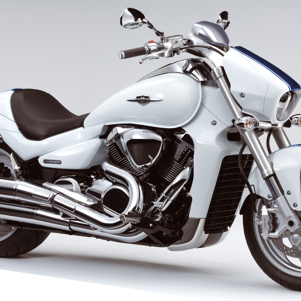 Невероятный мотоцикл Suzuki Intruder M1800 R