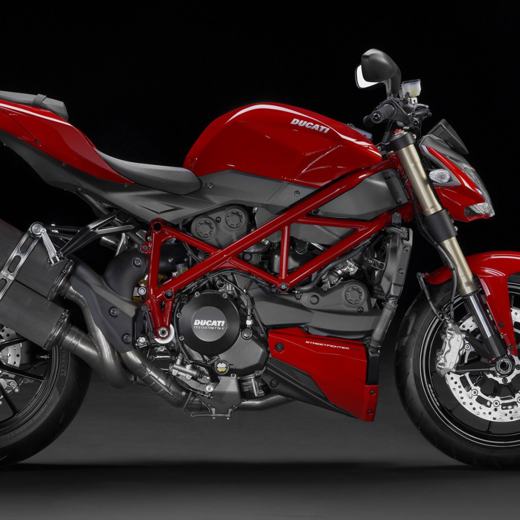 Невероятно быстрый мотоцикл Ducati Streetfighter 848