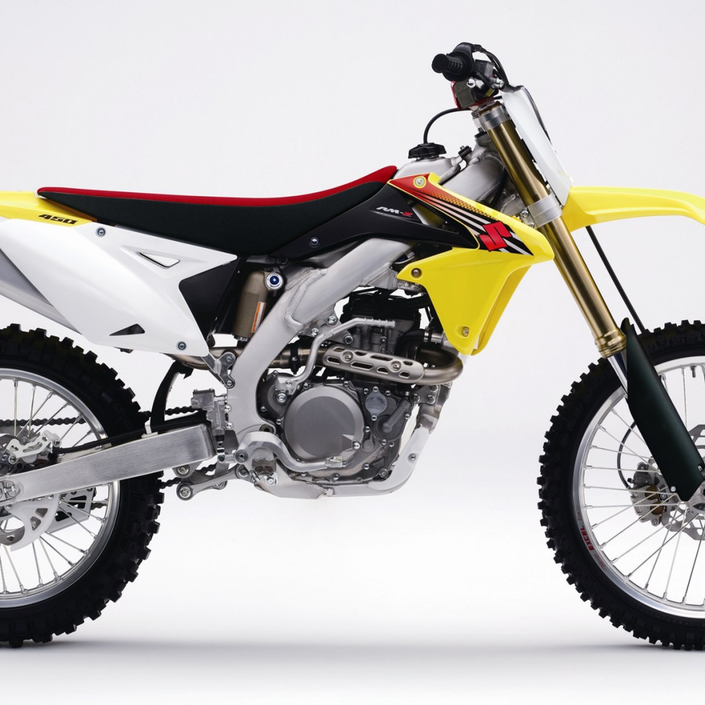 Невероятно быстрый мотоцикл Suzuki RM-Z 250