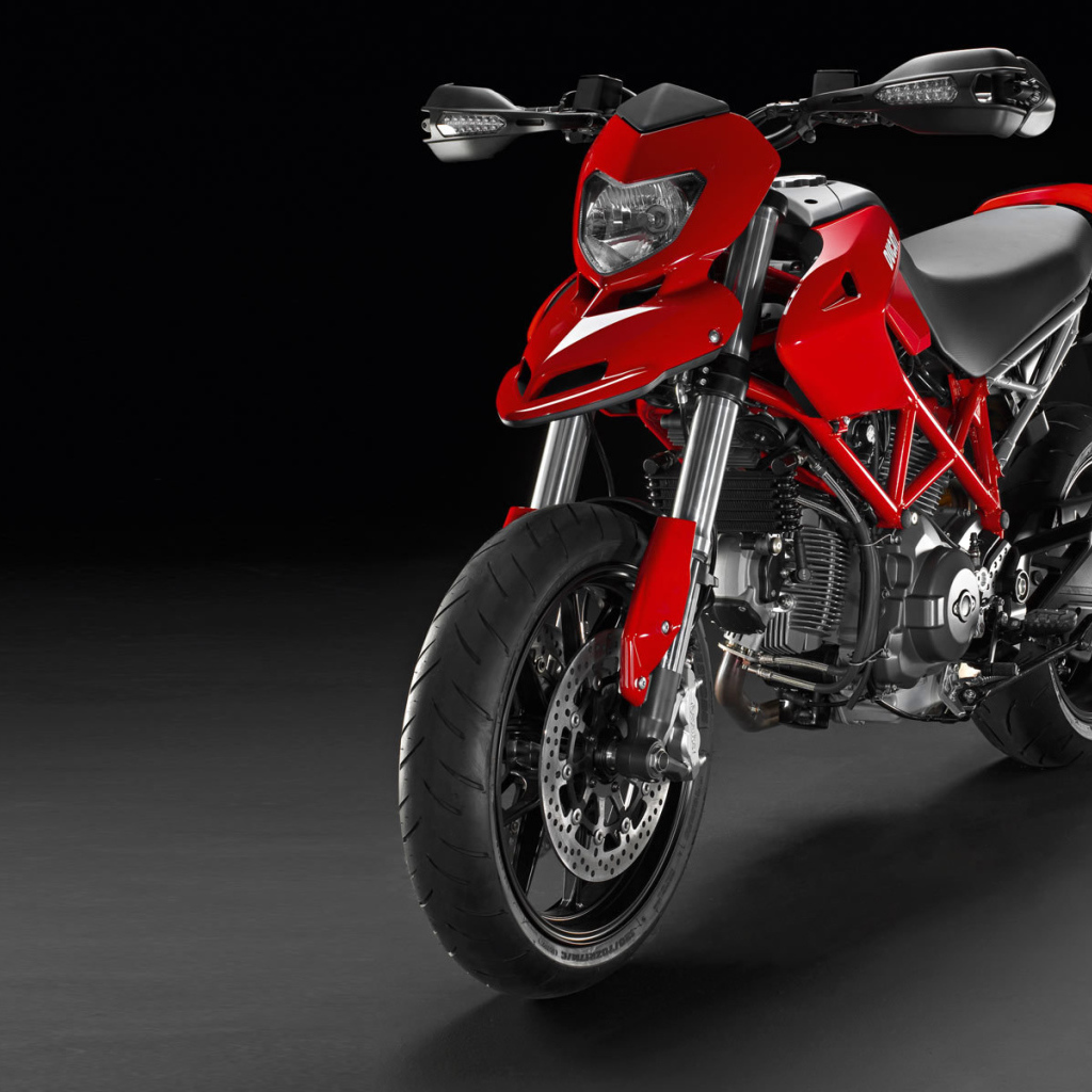 Невероятно быстрый мотоцикл Ducati Hypermotard