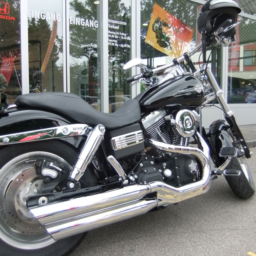 Невероятно быстрый мотоцикл Harley-Davidson Dyna Fat Bob