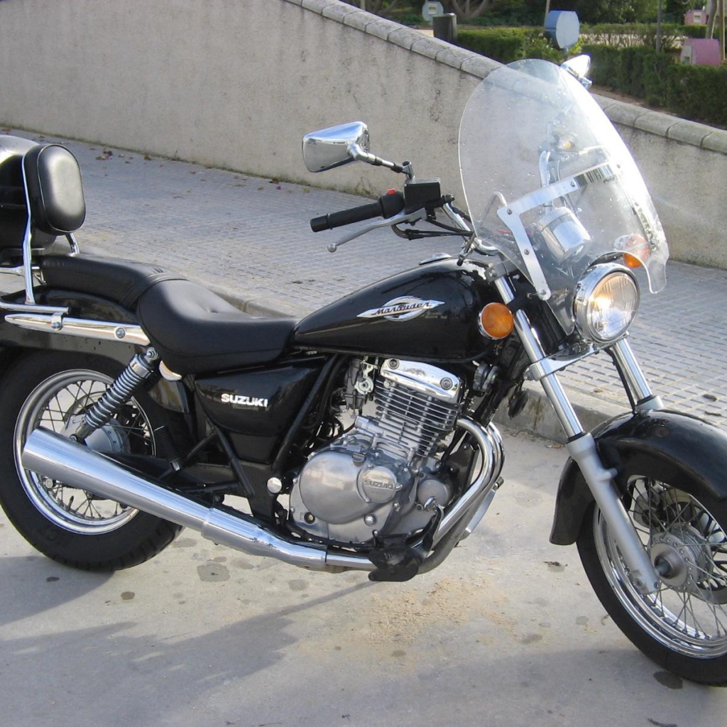Мотоцикл Suzuki модели Marauder 125