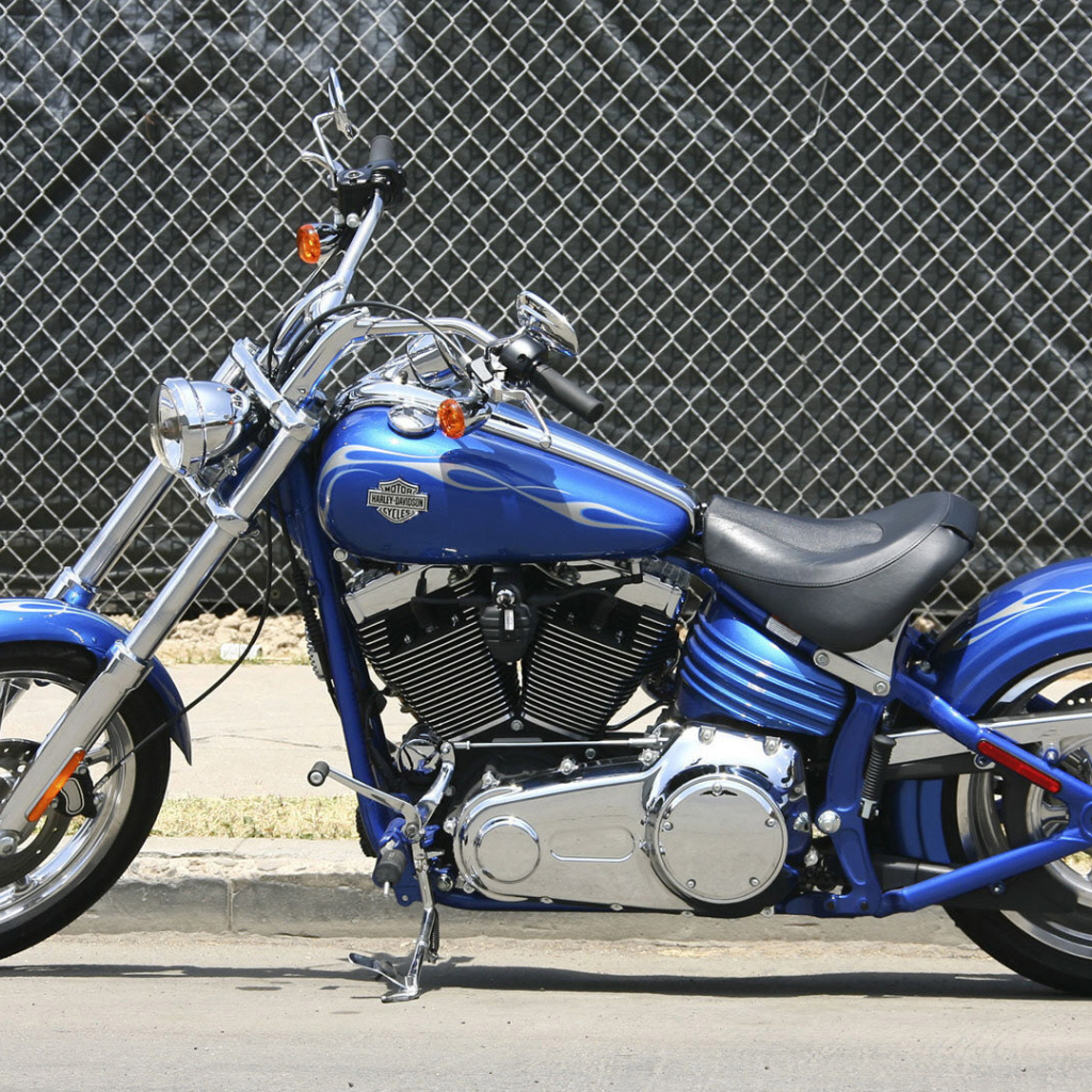 Мотоцикл модели Harley-Davidson Softail Breakout
