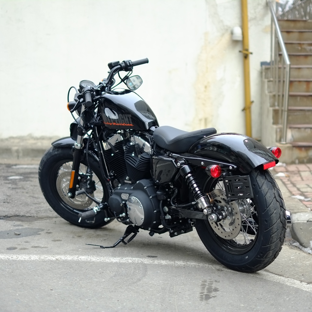 Мотоцикл модели Harley-Davidson XL 1200X Sportster Forty-Eight