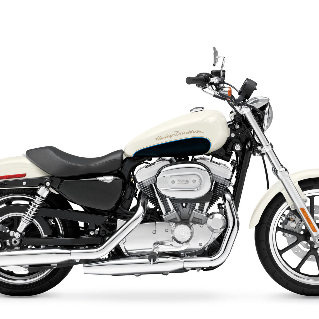 Мотоцикл модели Harley-Davidson XL 883L Sportster