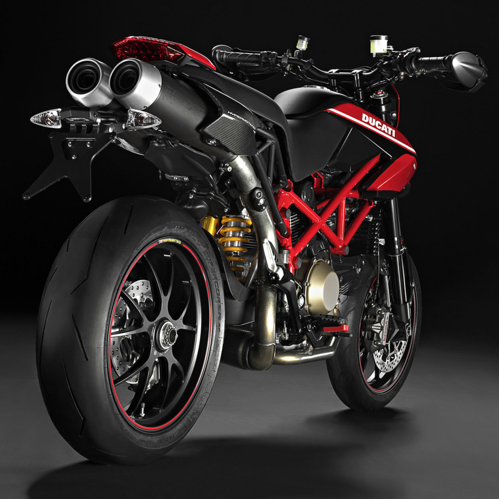 Новый мотоцикл Ducati Hypermotard