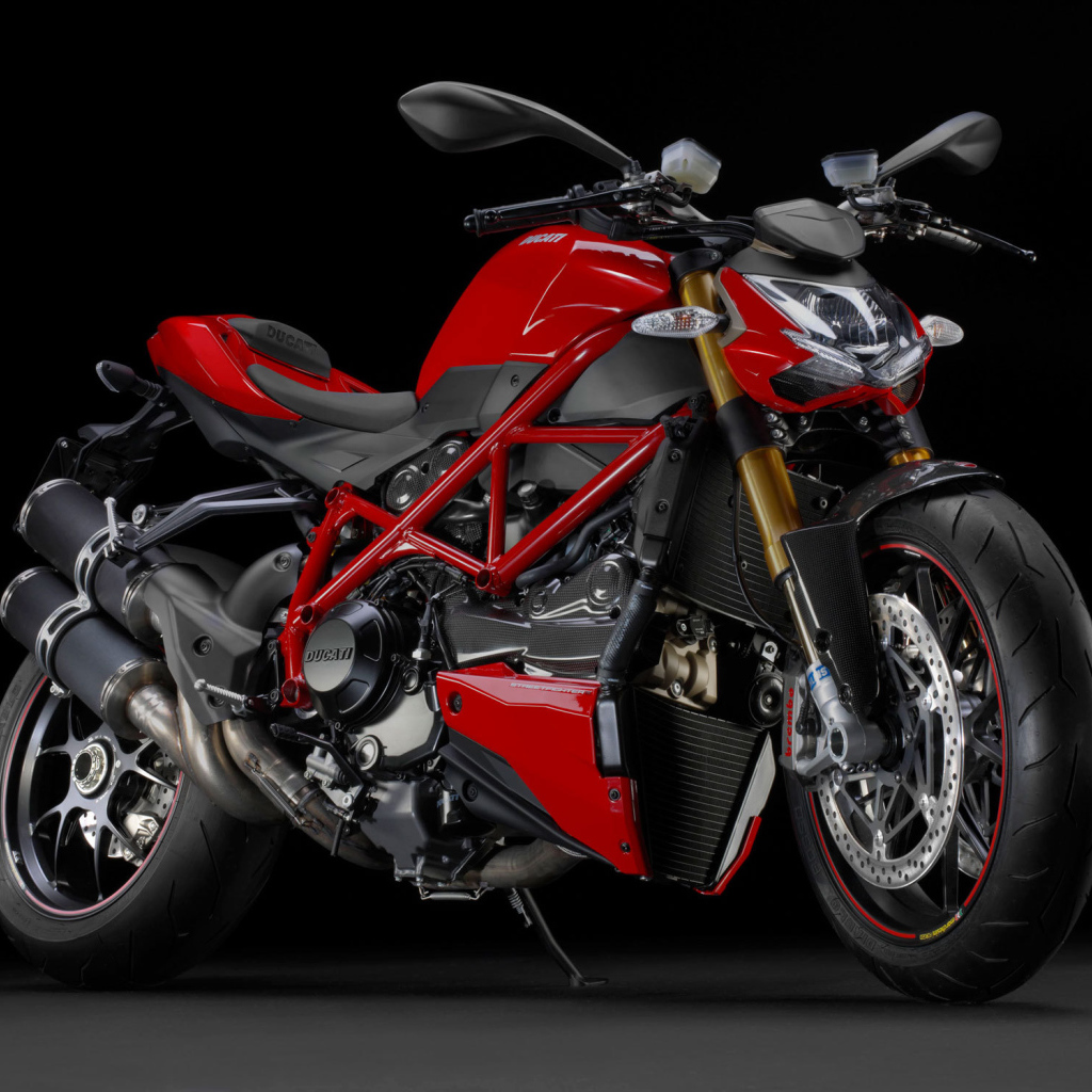 Новый мотоцикл Ducati Streetfighter 848