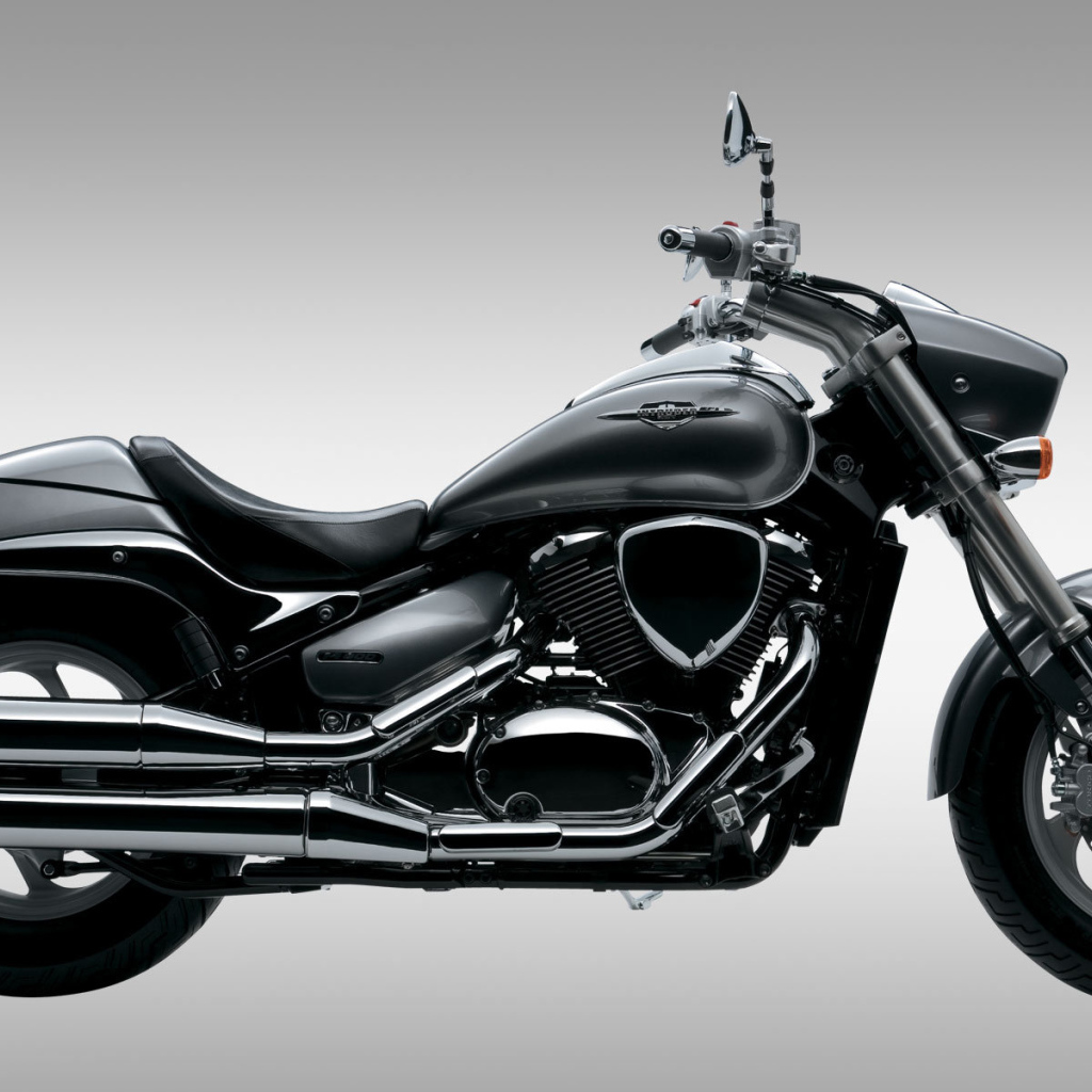 Новый мотоцикл Suzuki Intruder M800