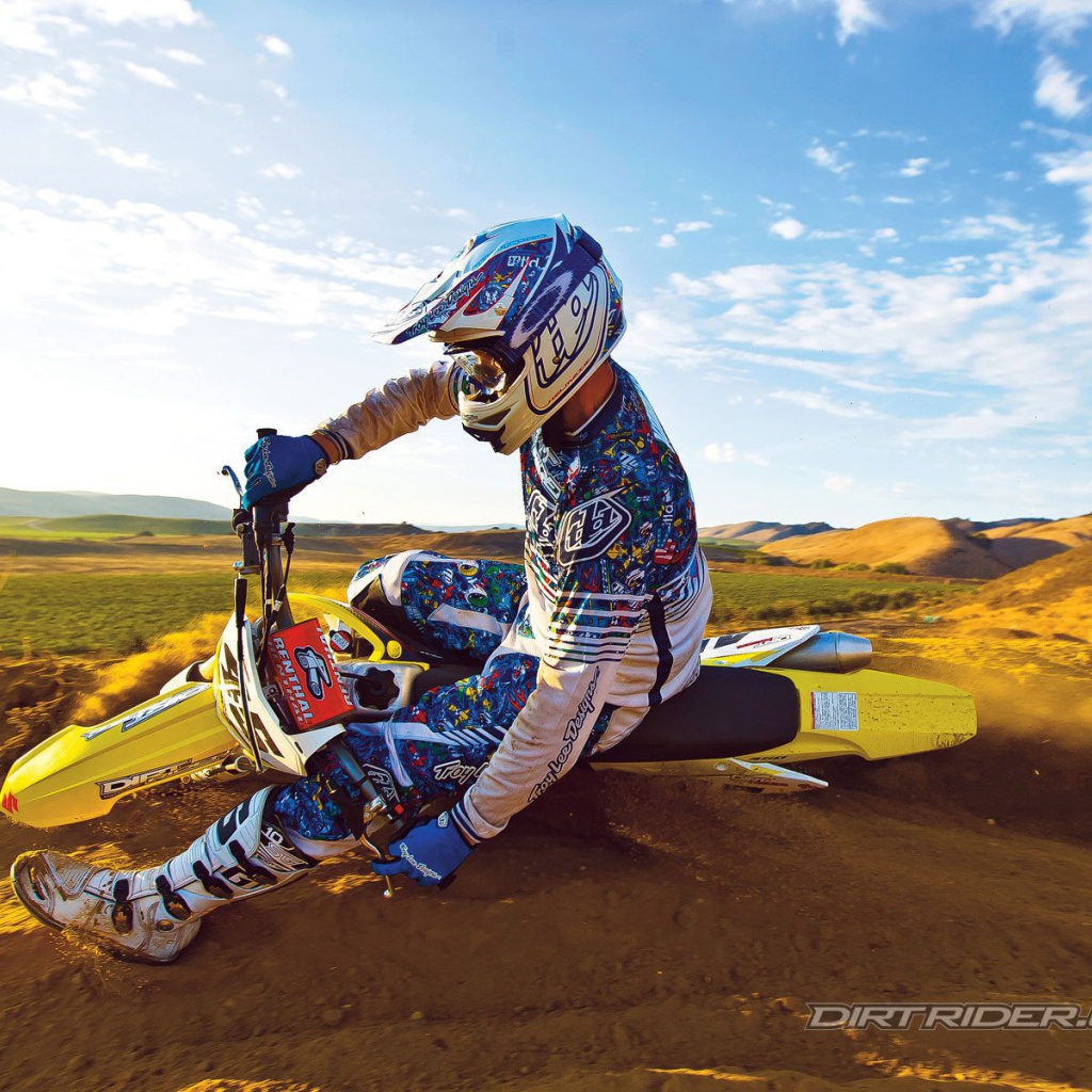 Новый мотоцикл Suzuki RM-Z 250