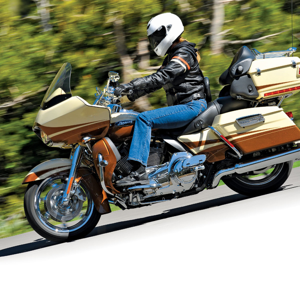 Новый мотоцикл Harley-Davidson CVO Road Glide Custom