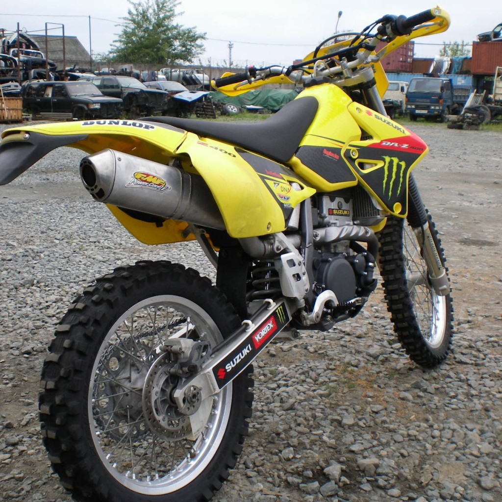 Новый надежный мотоцикл Suzuki  DR-Z 125