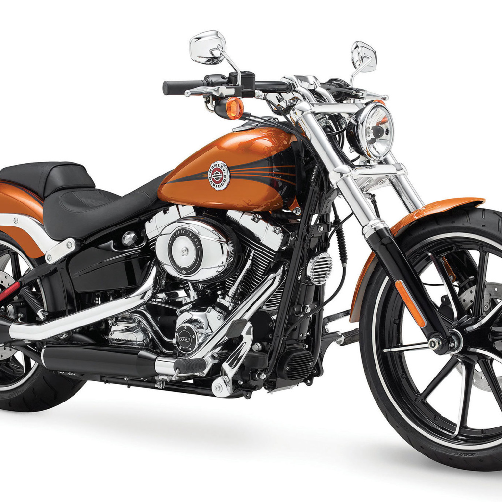Новый надежный мотоцикл Harley-Davidson Softail Breakout