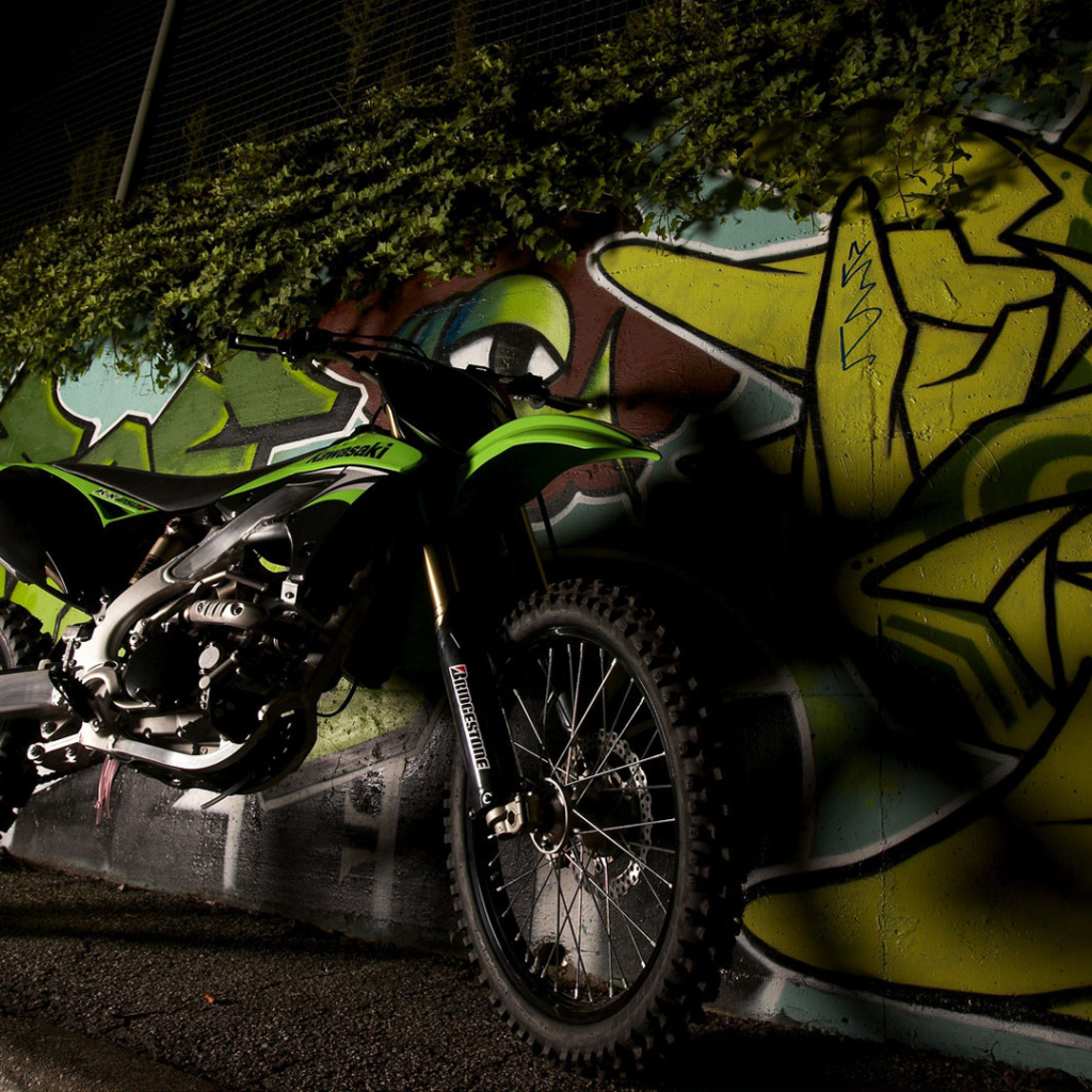 Новый надежный мотоцикл Kawasaki KX 250 F