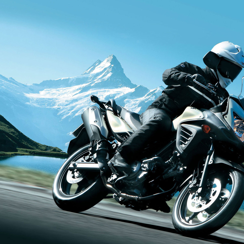 Новый надежный мотоцикл Suzuki V-Storm 650 ABS