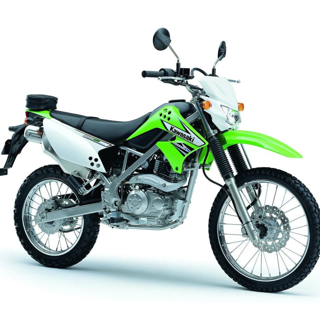Популярный мотоцикл Suzuki DR 200 SE