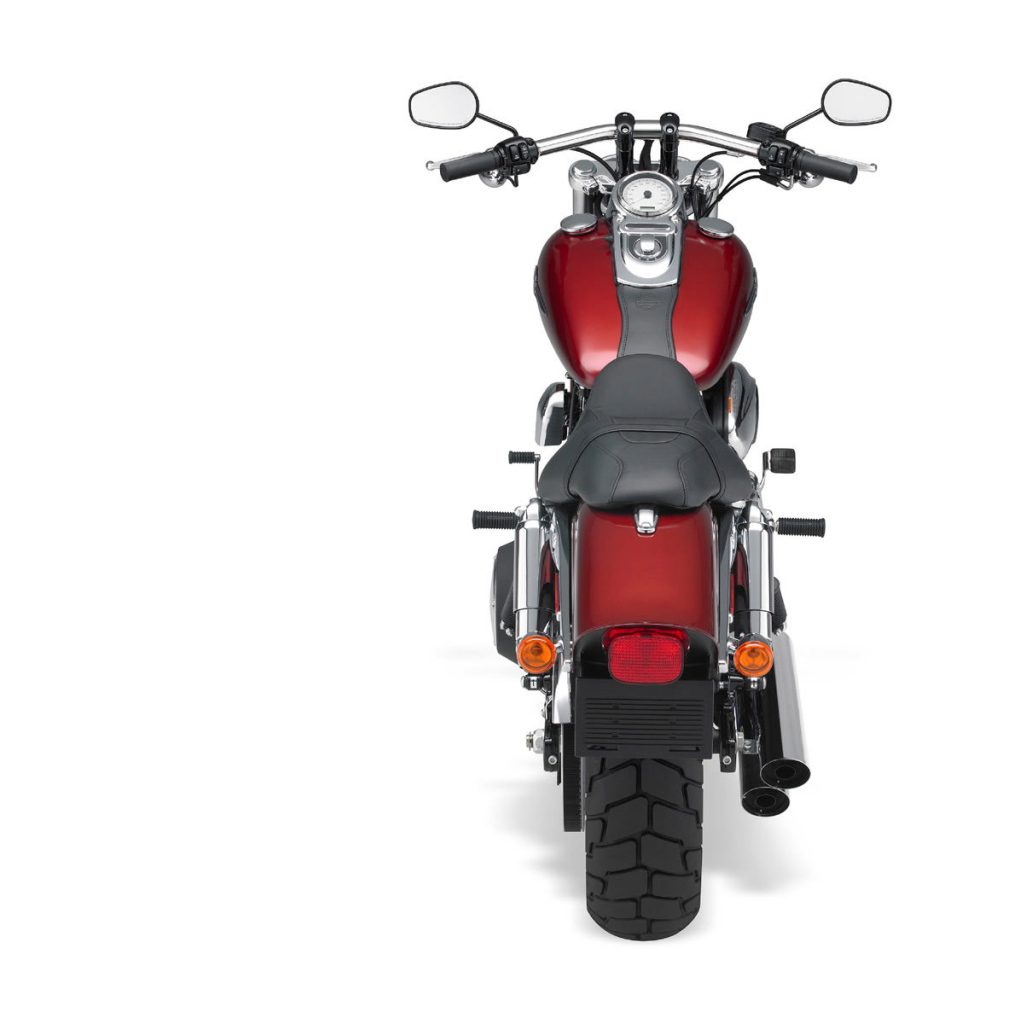 Популярный мотоцикл Harley-Davidson Dyna Fat Bob