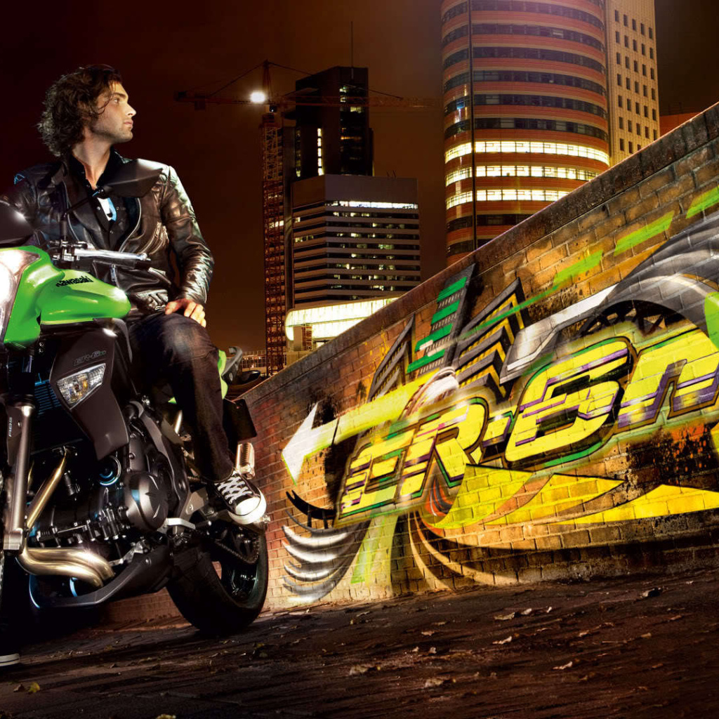 Популярный мотоцикл Kawasaki ER-6n