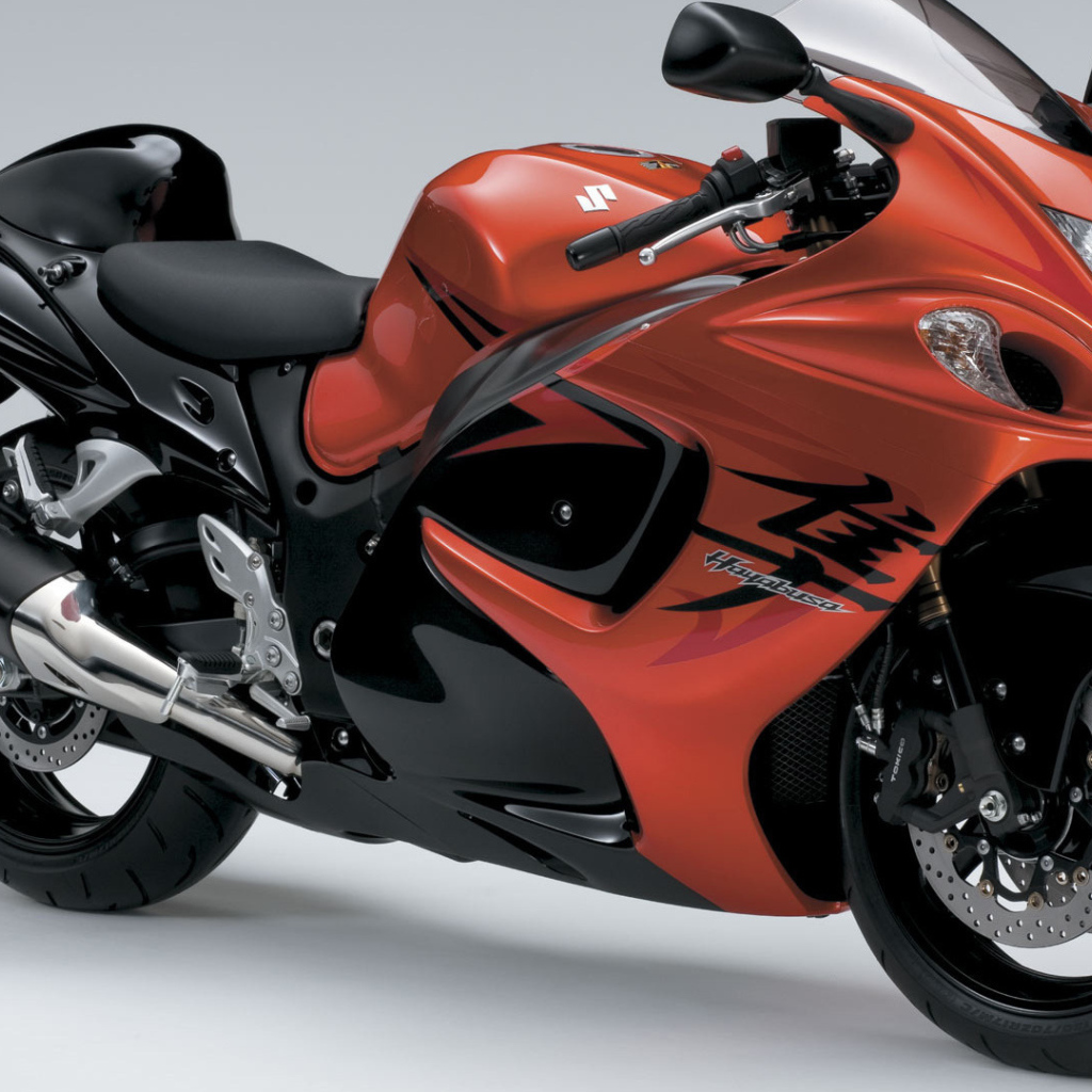 Популярный мотоцикл Suzuki  GSX 1300 R