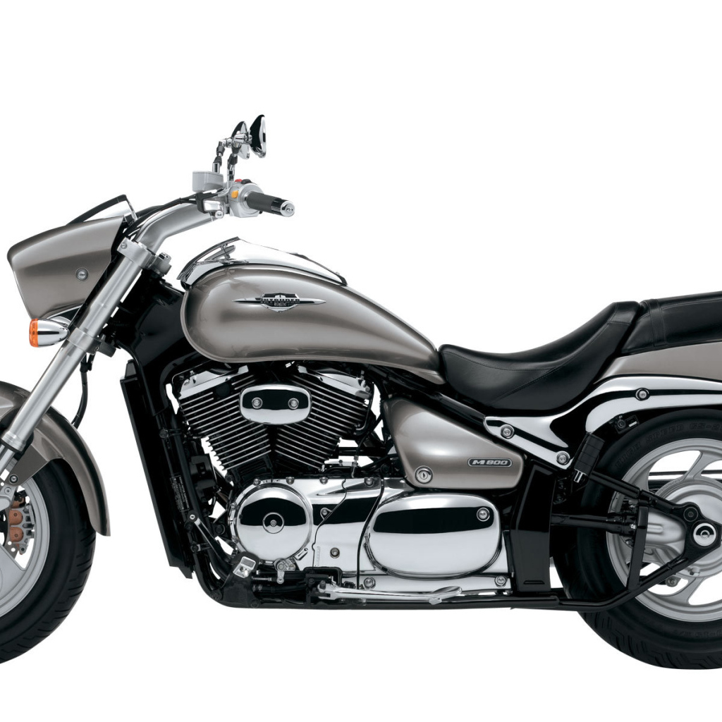 Популярный мотоцикл Suzuki  Intruder M800