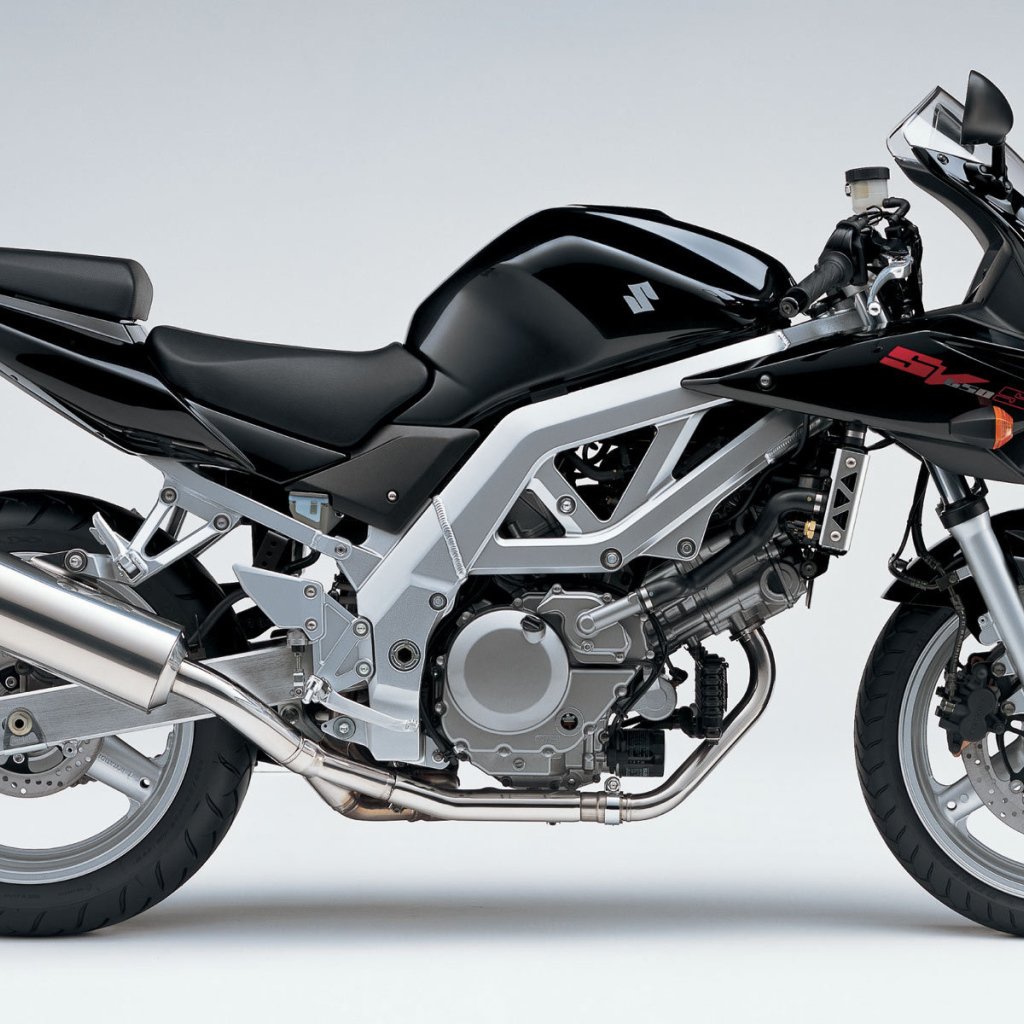 Популярный мотоцикл Suzuki SV 650 S0
