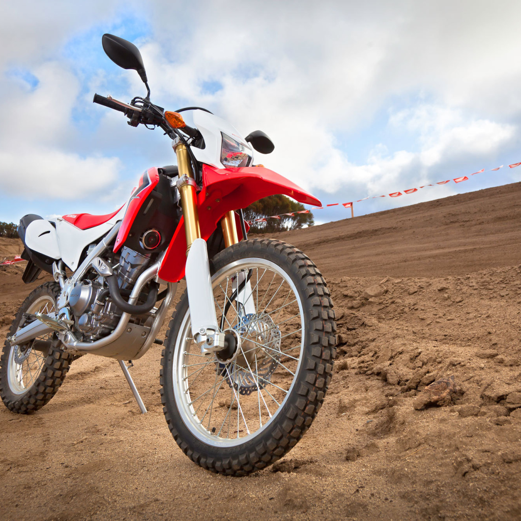 Надежный мотоцикл Honda CRF 250 L