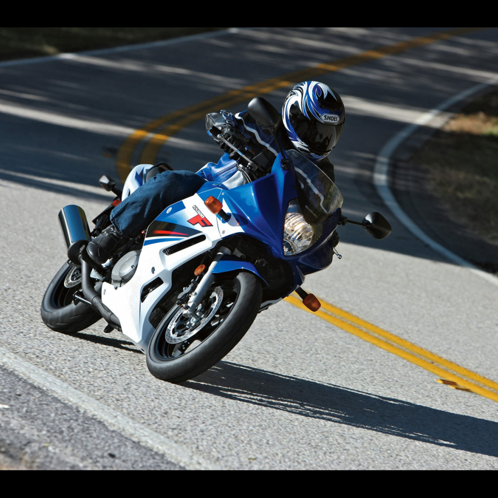 Надежный мотоцикл Suzuki GS 500 F