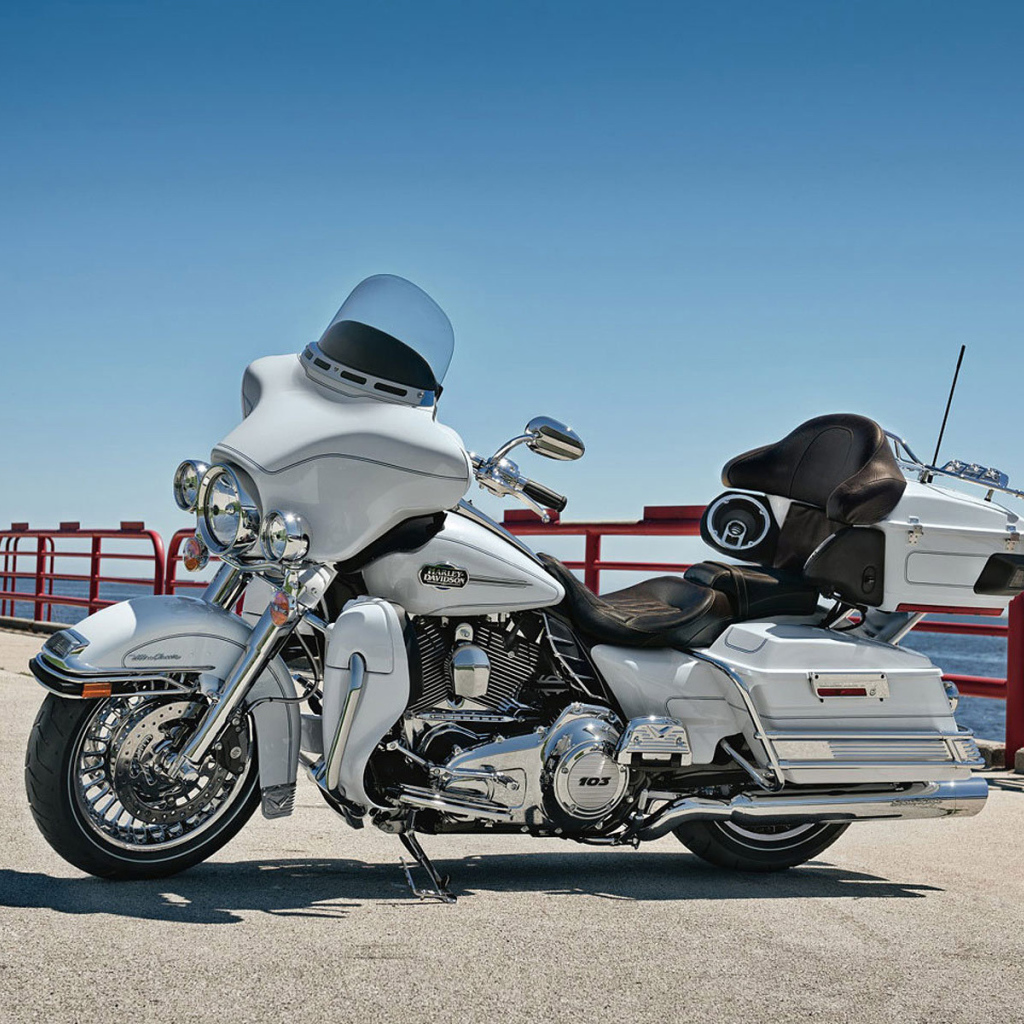 Надежный мотоцикл Harley-Davidson Electra Glide Ultra Classic