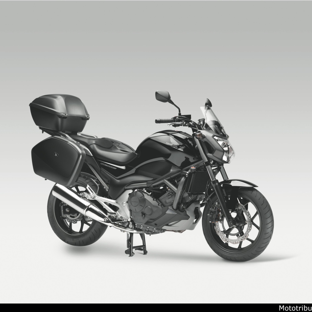Надежный мотоцикл Honda NC 700 X