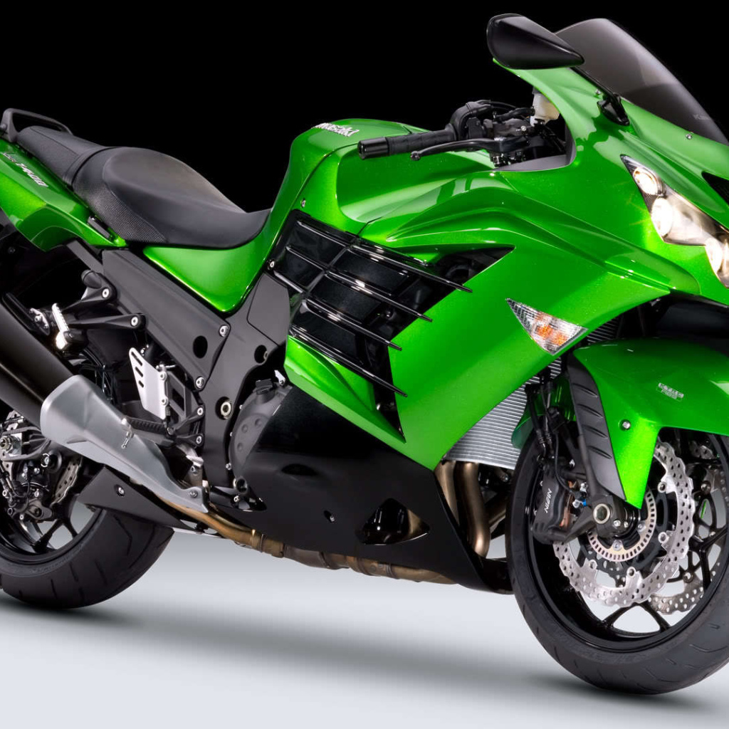 Надежный мотоцикл Kawasaki ZZR 1400