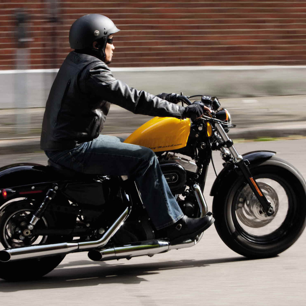 Тест-драйв мотоцикла Harley-Davidson XL 1200X Sportster Forty-Eight